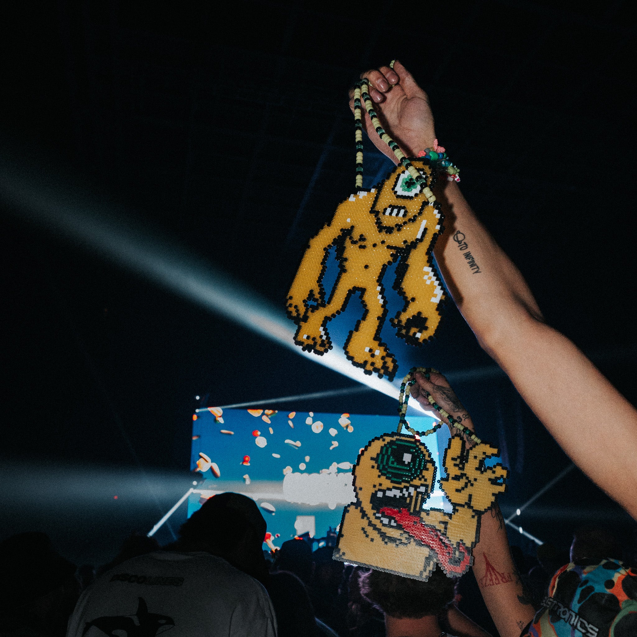 Subtronics Monsta Hand - (XL) Perler