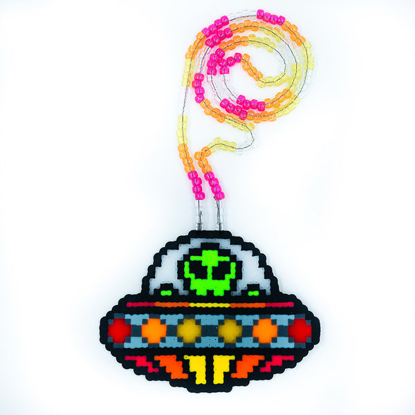 Alien in Spaceship - (M) Perler