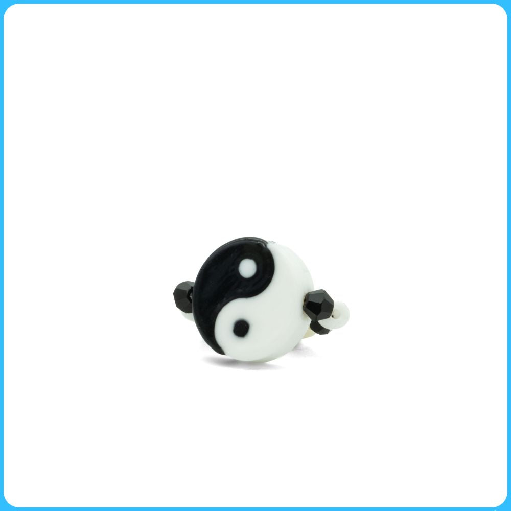 Ying Yang Kandi Ring