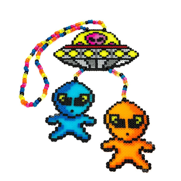 Alien Invasion - (XL) Perler