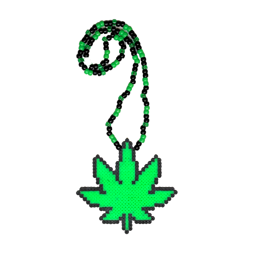 Weed (M) Perler